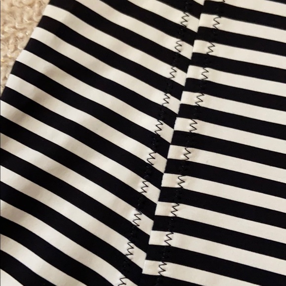 Lululemon Tank Top - Picture 4 of 7